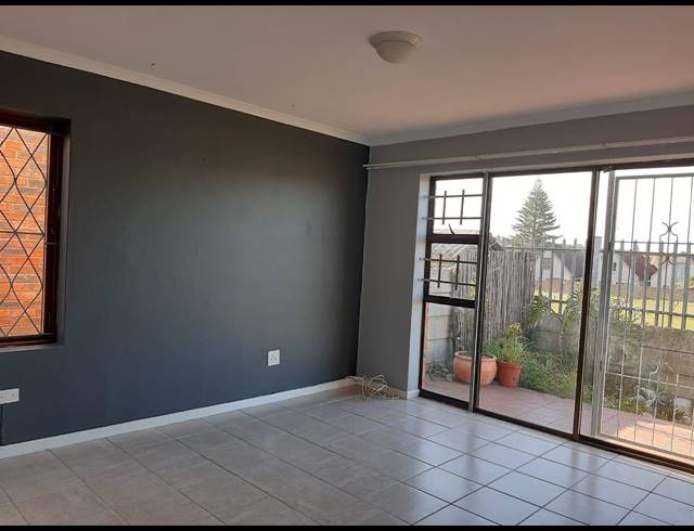 2 BEDROOM TOWNHOUSE RENTED IN MOUNT PLEASANT